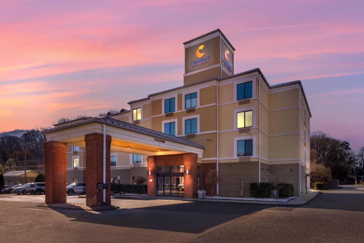 Comfort Inn & Suites Lookout Mountain - image 6