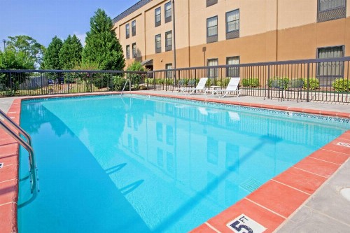 Hampton Inn Chattanooga/Hixson - image 14