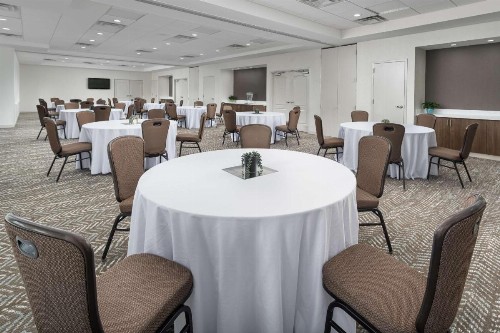 Hilton Garden Inn Chattanooga/Hamilton Place - image 30