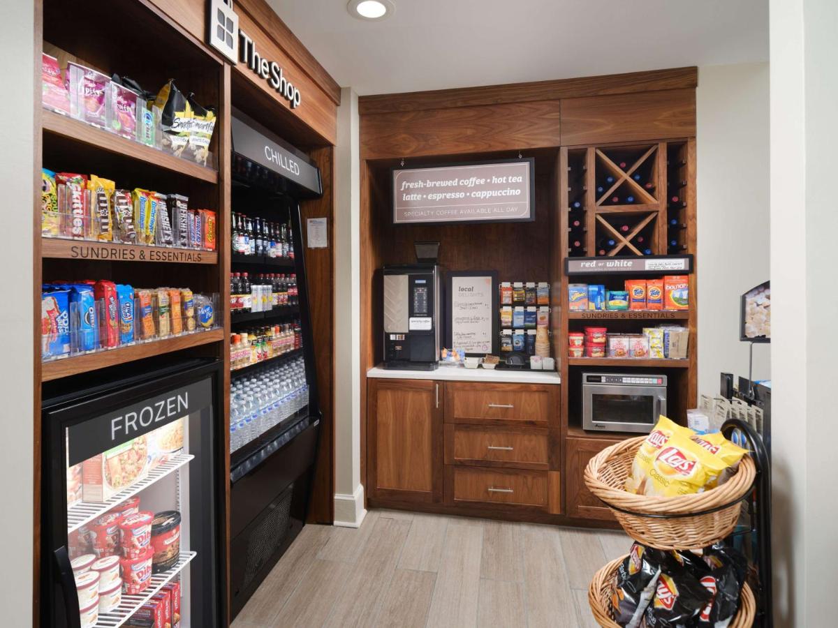 Hilton Garden Inn Chattanooga/Hamilton Place - image 4