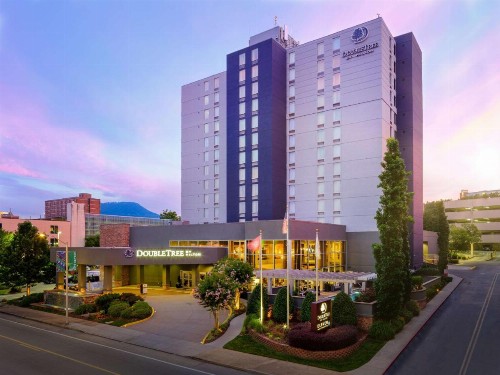 DoubleTree by Hilton Chattanooga Downtown - image 26
