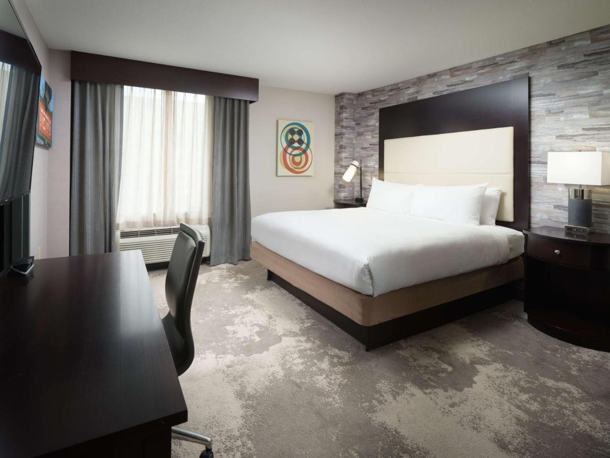 DoubleTree by Hilton Chattanooga Downtown - image 6