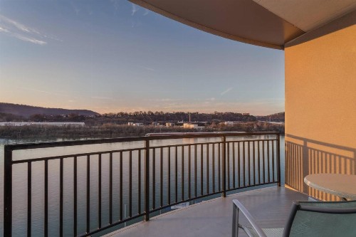SpringHill Suites by Marriott Downtown Chattanooga/Cameron Harbor - image 17