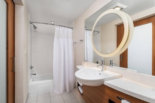 SpringHill Suites by Marriott Downtown Chattanooga/Cameron Harbor - image 18