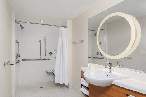 SpringHill Suites by Marriott Downtown Chattanooga/Cameron Harbor - image 21