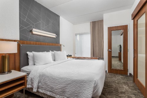SpringHill Suites by Marriott Downtown Chattanooga/Cameron Harbor - image 8