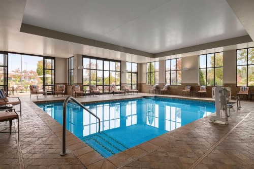 Embassy Suites Chattanooga Hamilton Place - image 10
