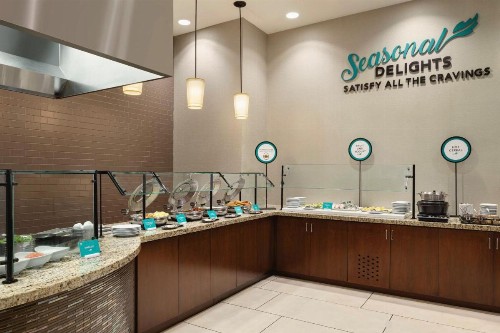 Embassy Suites Chattanooga Hamilton Place - image 11