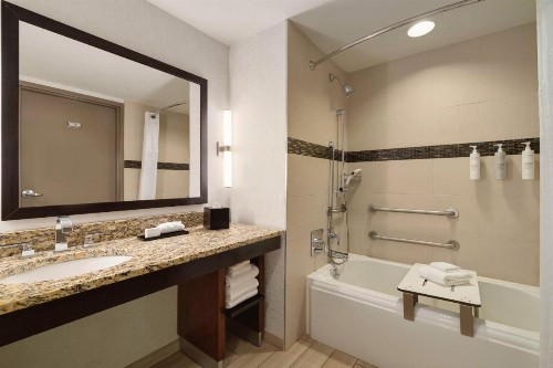 Embassy Suites Chattanooga Hamilton Place - image 42