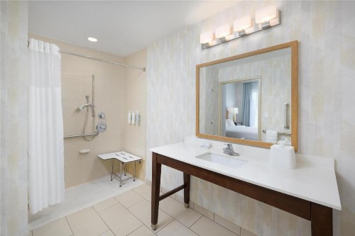 Hampton Inn & Suites Chattanooga/Hamilton Place - image 25