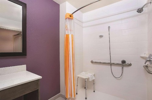 La Quinta by Wyndham Chattanooga - Lookout Mtn - image 15