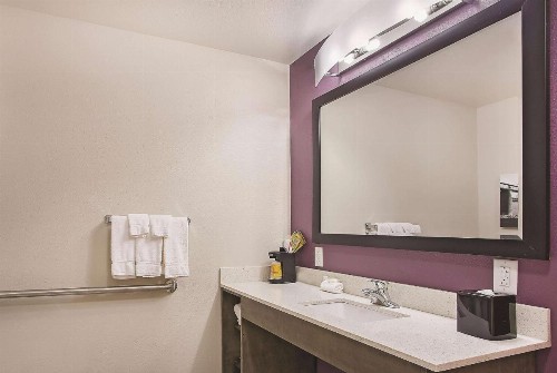 La Quinta by Wyndham Chattanooga - Lookout Mtn - image 19