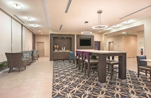 La Quinta by Wyndham Chattanooga - Lookout Mtn - image 5