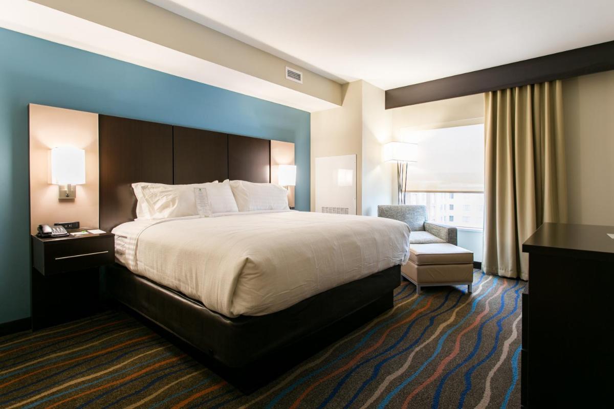 Holiday Inn Hotel & Suites Chattanooga an IHG Hotel - image 4