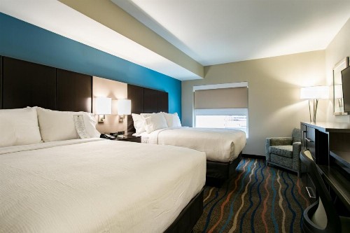 Holiday Inn Hotel & Suites Chattanooga an IHG Hotel - image 8