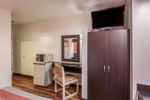 Motel 6 Chattanooga Downtown - image 17