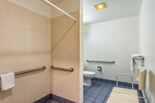 Motel 6 Chattanooga Downtown - image 22