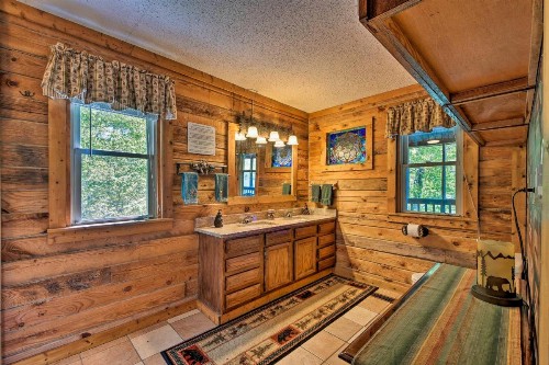 Tenn River Cabin with Hot Tub - 10 Mi to Chattanooga! - image 4