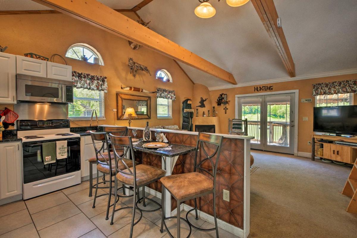 Cozy Cabin on Tenn River - 10 Mi to Chattanooga! - image 6