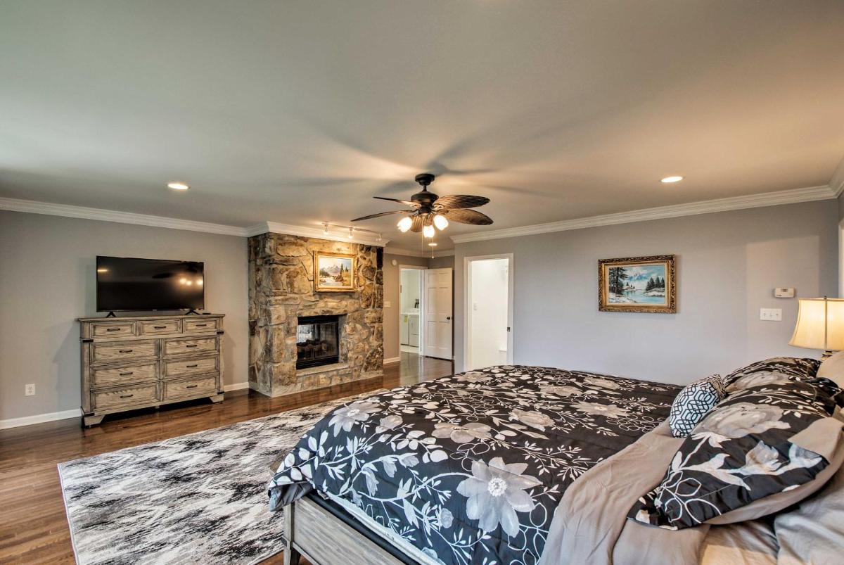 Upscale Chattanooga Home on Missionary Ridge! - image 4