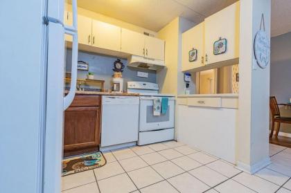 2 Bed/ 1 Bath efficiency Apartment- Close to Downtown! - image 9