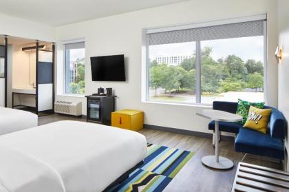 Aloft Chattanooga Hamilton Place - image 10