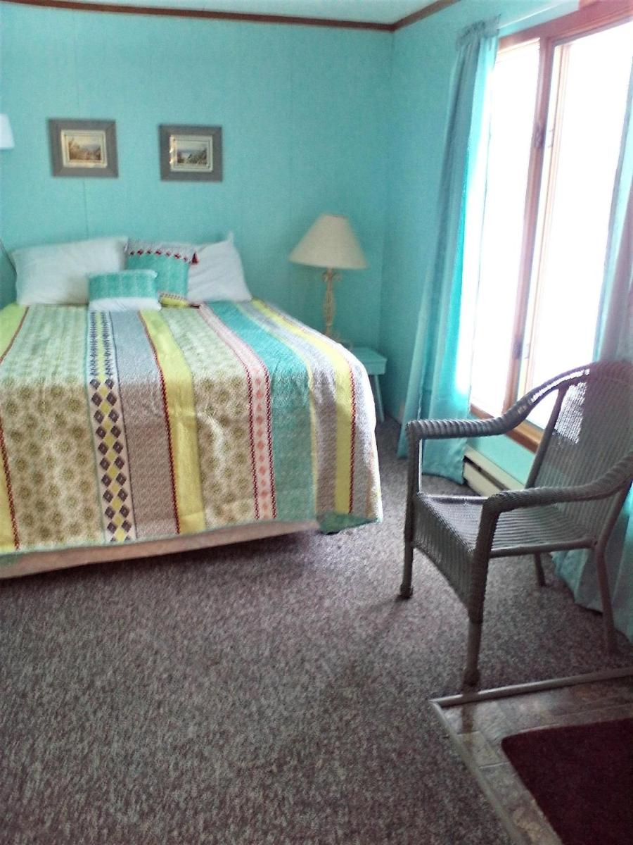 The Monarch Motel - image 6