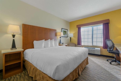 Best Western Plus Park Place Inn & Suites - image 16