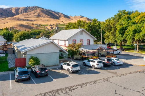Riverwalk Inn - image 23