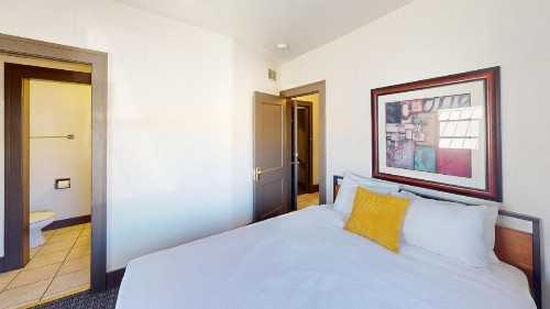 Riverwalk Inn - image 27