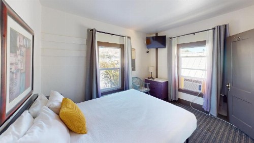 Riverwalk Inn - image 28