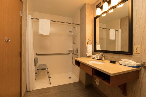 Lakeside Lodge and Suites - image 46