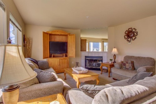 Park Pointe Condominiums - image 8
