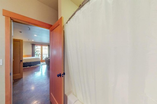 Southshore Family Escape - image 7