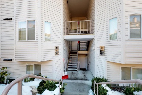 Park Pointe: Blue View (B303) - image 10