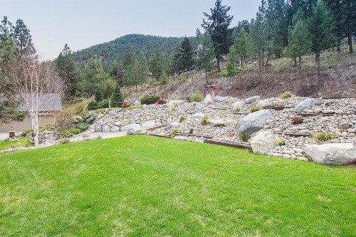 4 Bed 3 Bath Vacation home in Chelan - image 9