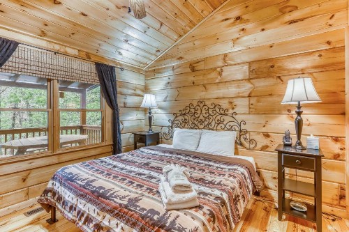 Papa Bear`S Den - image 7