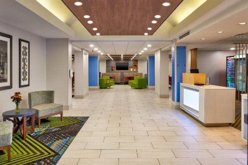 Holiday Inn Express & Suites Chesapeake an IHG Hotel - image 17
