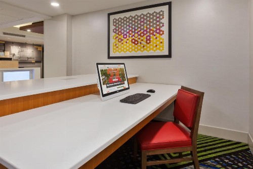 Holiday Inn Express & Suites Chesapeake an IHG Hotel - image 18