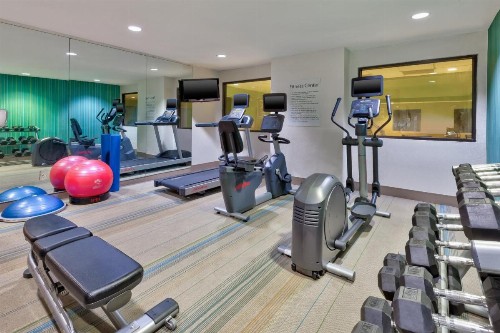 Holiday Inn Express & Suites Chesapeake an IHG Hotel - image 21