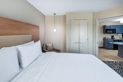 Candlewood Suites Chesapeake-Suffolk an IHG Hotel - image 15