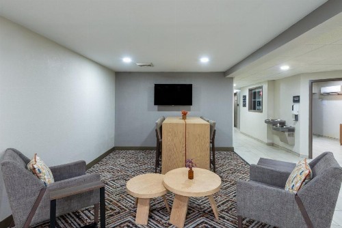 Candlewood Suites Chesapeake-Suffolk an IHG Hotel - image 24