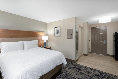 Candlewood Suites Chesapeake-Suffolk an IHG Hotel - image 5