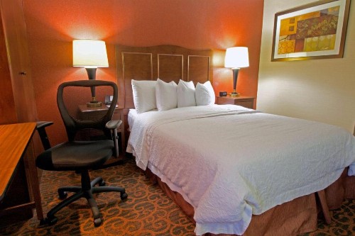 Hampton Inn Norfolk/Chesapeake - Greenbrier Area - image 21