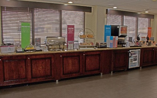 Hampton Inn Norfolk/Chesapeake - Greenbrier Area - image 8