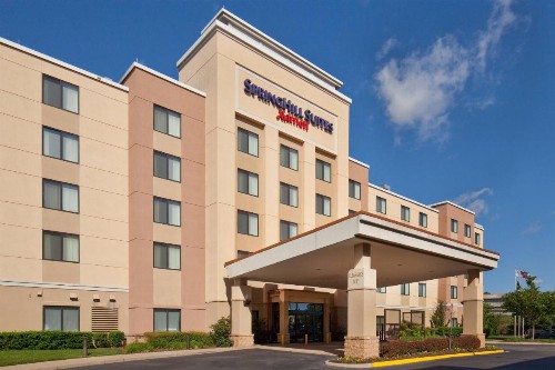 SpringHill Suites Chesapeake Greenbrier - image 14