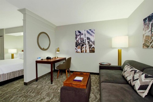SpringHill Suites Chesapeake Greenbrier - image 3