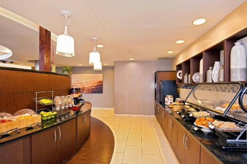 SpringHill Suites Chesapeake Greenbrier - image 8