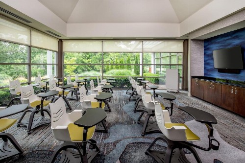 Delta Hotels by Marriott Chesapeake Norfolk - image 17