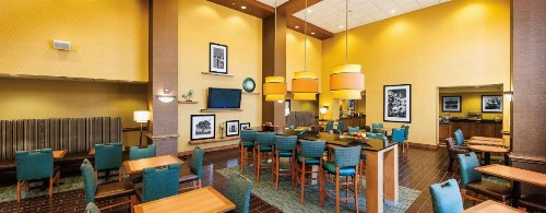 Hampton Inn & Suites Chesapeake-Square Mall - image 25